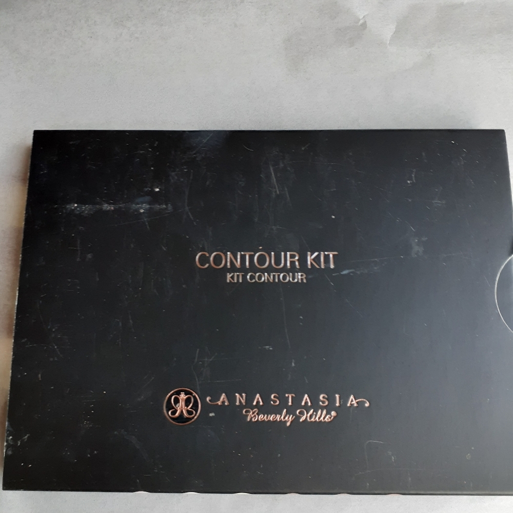 Anastasia Beverly Hills Countour Kit